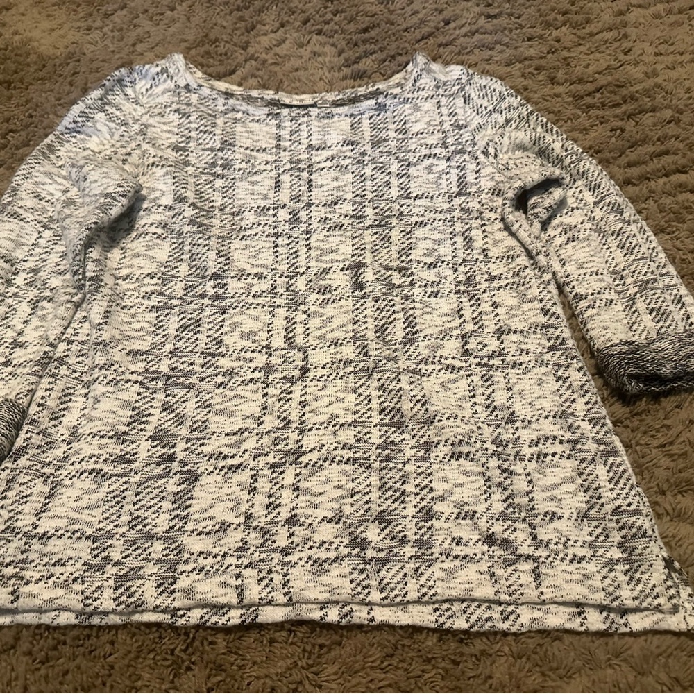 Croft & Barrow 3/4 Sleeve White Sweater